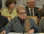 Юлія Тимошенко: Не можна провести рішення про продаж землі за спиною народу