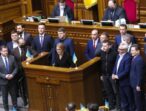 «Батьківщина» не голосувала за уряд монобільшості, але підтримала міністрів оборони та закордонних справ